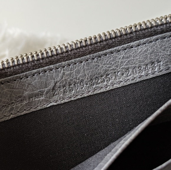 Balenciaga Classic Grey City Wallet - Picture 3 of 8